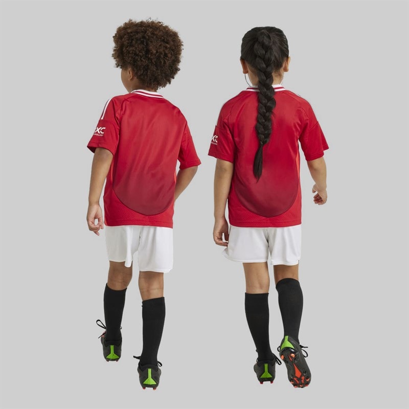 adidas Børn MUFC Manchester United 24/25 Hjemme Mini Sæt Mufc Red - Billede 2