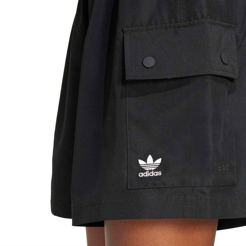 adidas Originals Dame Essentials Vævet Højtaljede Cargo Shorts Sort - Billede 4