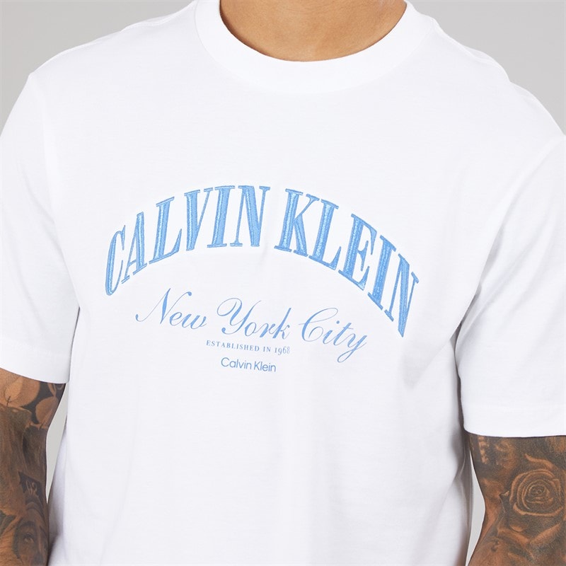 Calvin Klein Jeans Herre Broderet NYC Logo Grafisk T-shirt Bright White - Billede 3