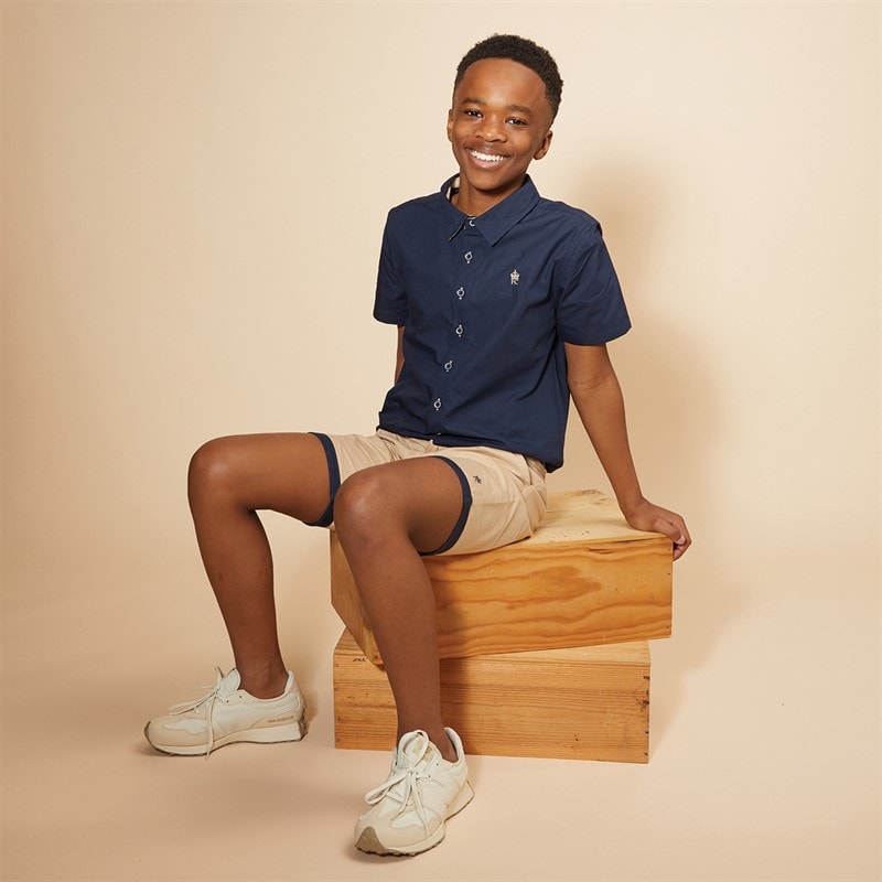 French Connection Drenge Oakridge skjorte og shorts sæt Marine/Sand - Billede 5
