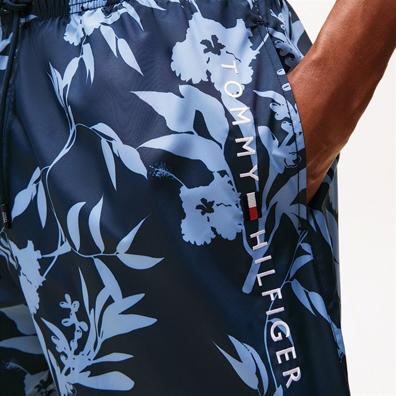 Tommy Hilfiger Herre Badeshorts Blomster Tropisk AOP Desert Sky - Billede 2