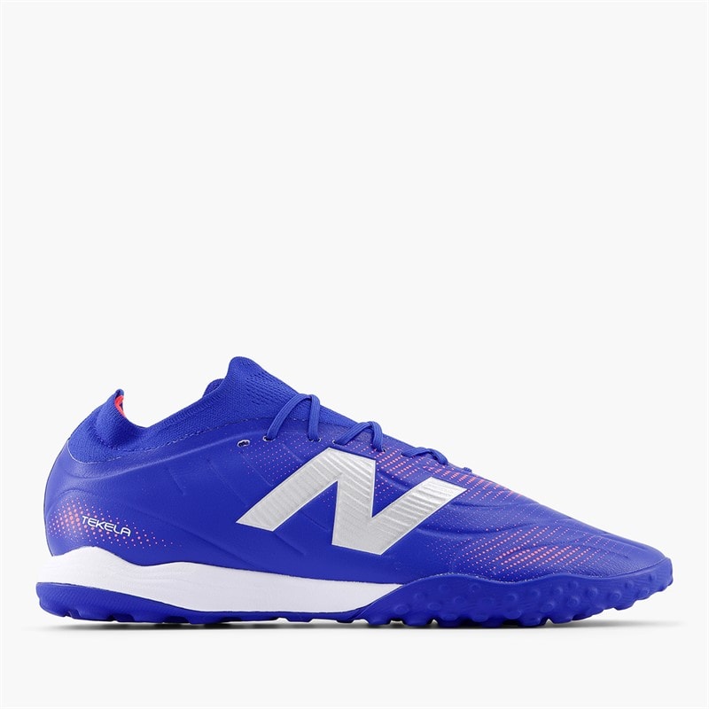 New Balance Herre tekela team v5 lave snørelåsfodboldstøvler til astro tf - Blå Gemstone/Energy Rød/Silver