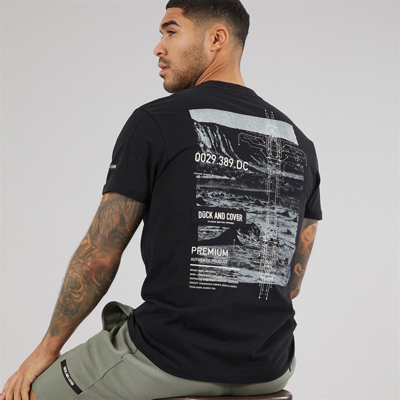 Duck and Cover Herre Landway T-shirt Sort